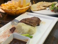 -小主人西餐厅 master table(青年中路店)