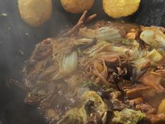 -粘豆包柴火铁锅炖