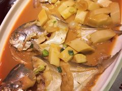 家烧白扁中鲳鱼-甬府小鲜(万象城店)