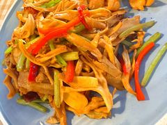 肉炒栗树蘑-京北渔家傲