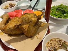 -江城小馆陕南妈妈菜·全球旅行餐厅(钟楼店)