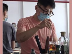 -UNI UNI(环亚凯瑟琳店)