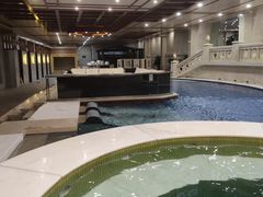 -碧中海汤泉汗蒸酒店