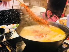 -鲜入围煮花胶鸡海鲜火锅