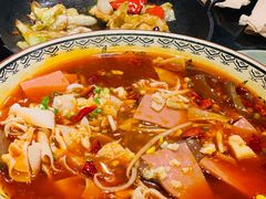 -聚汇三少·龙虾·中餐厅(莫邪路新天地店)