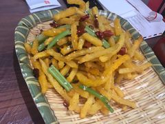 -肥肥虾庄·金牌油焖大虾(汉口城市广场店)