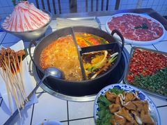 -热火朝天鲜切牛肉火锅(南强街巷店)
