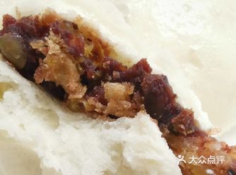 由自创的蜜豆豆沙包儿拉开面食大集的序幕