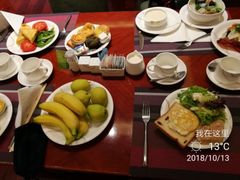 -世贸君澜·云天阁自助餐厅
