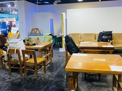 -乔波室内滑雪场