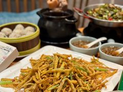 -莲餐厅·湖北菜·潜江小龙虾店(愚园路店)