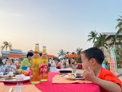 -亚龙湾希尔顿自助餐厅·海鲜·烧烤·沙滩BBQ·现场乐队