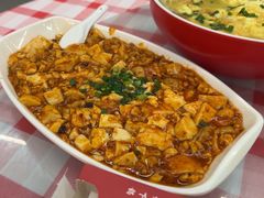 -洪霞餐馆·川菜·鲜货现炒(两江春城店)