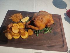-LESCEDARS Brasserie Bistro香柏树