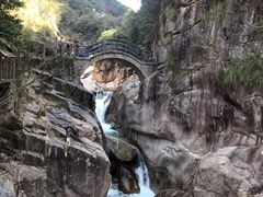 -鄣山大峡谷