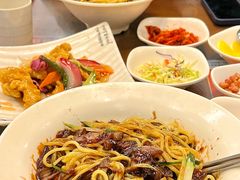 -贵宾庄炸酱面·韩式料理(高区店)