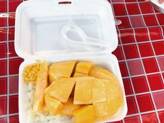 -芒果糯米饭摊子