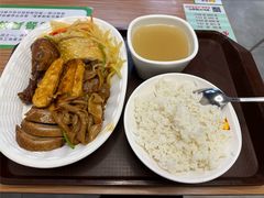 -荣基四海一家·家常菜·海鲜大排档(新安店)