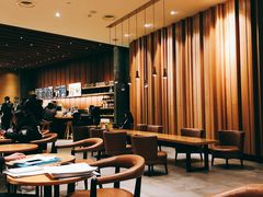 大堂-星巴克臻选(青岛金狮广场店)
