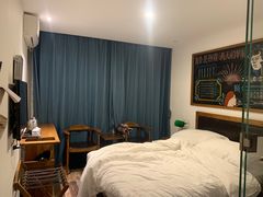 -时光漫步酒店(北京国子监簋街北新桥地铁站店)
