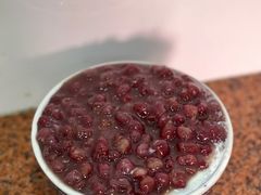 炖奶加红豆-百花传统甜品店(原址店)