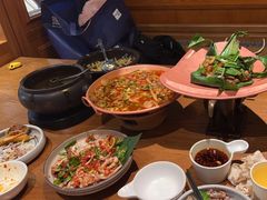 -云海肴·汽锅鸡·云南菜(天山百盛优客店)