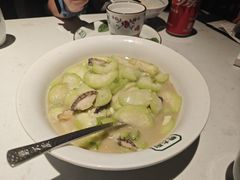 鲜丝瓜焖鲍鱼仔-费大厨辣椒炒肉(黄兴中心广场店)