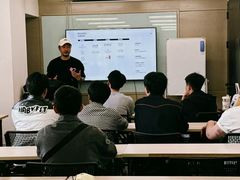 -金夫人化妆摄影职业培训学校