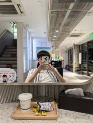 -PE SALON