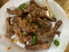 -辉辉大排档