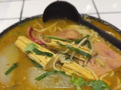 -肥汁米蘭香港米线(长宁来福士店)