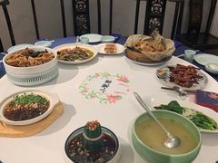 -院8里·小聚园老川菜(九眼桥店)