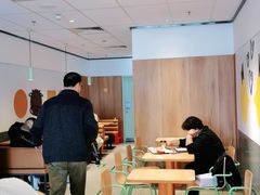 大堂-麦当劳(玉桥中路店)