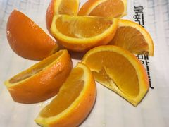 水果盘-唯成•韩国炭火烤肉 유성고기