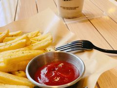 -J Create城市露营咖啡·简餐·宠物(上海动物园店)