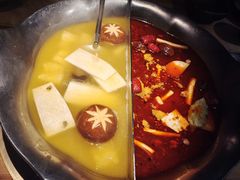 -湊湊火锅·茶憩(杭州湖滨银泰in77店)