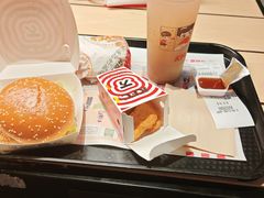香辣鸡腿堡-肯德基(嘉善路地铁站店)