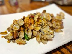 富贵辣炒花蛤-蚝堡海鲜·威海菜·海肠捞饭·烧烤·亚洲吃蚝公司(幸福门店)