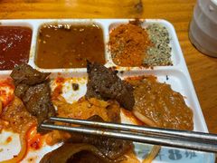 年8班秘制牛仔骨-7年8班朝鲜族非遗美食(三钢里店)