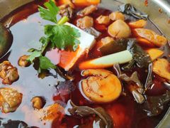 -佘记全家福芋儿鸡(向阳街总店)