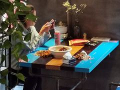 -臻鲜燕海鲜融合餐厅(金陵style店)