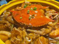 -多嘴超级肉蟹煲(中东店)