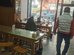 -陇上全荟兰州传统牛肉面(延吉路店)