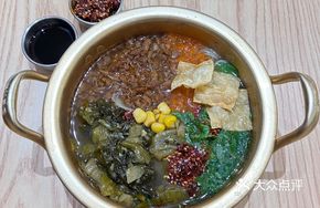 Sour Cabbage Fried Sauce Noodles