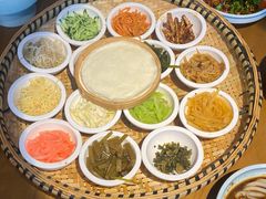 -包整·丝娃娃(一览甲秀楼风景店)