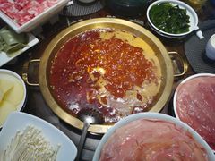 -小天鹅火锅·一线江景洪鼎旗舰店(洪崖洞店)