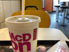 中可-麦当劳(桐乡润丰步行街店)