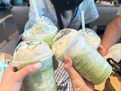 -星巴克臻选(深圳龙华红山天虹店)