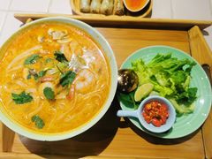 -越弥越南传统美食馆