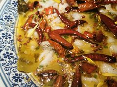 老坛子酸菜鱼-桂二老坛酸菜鱼(三街两巷店)